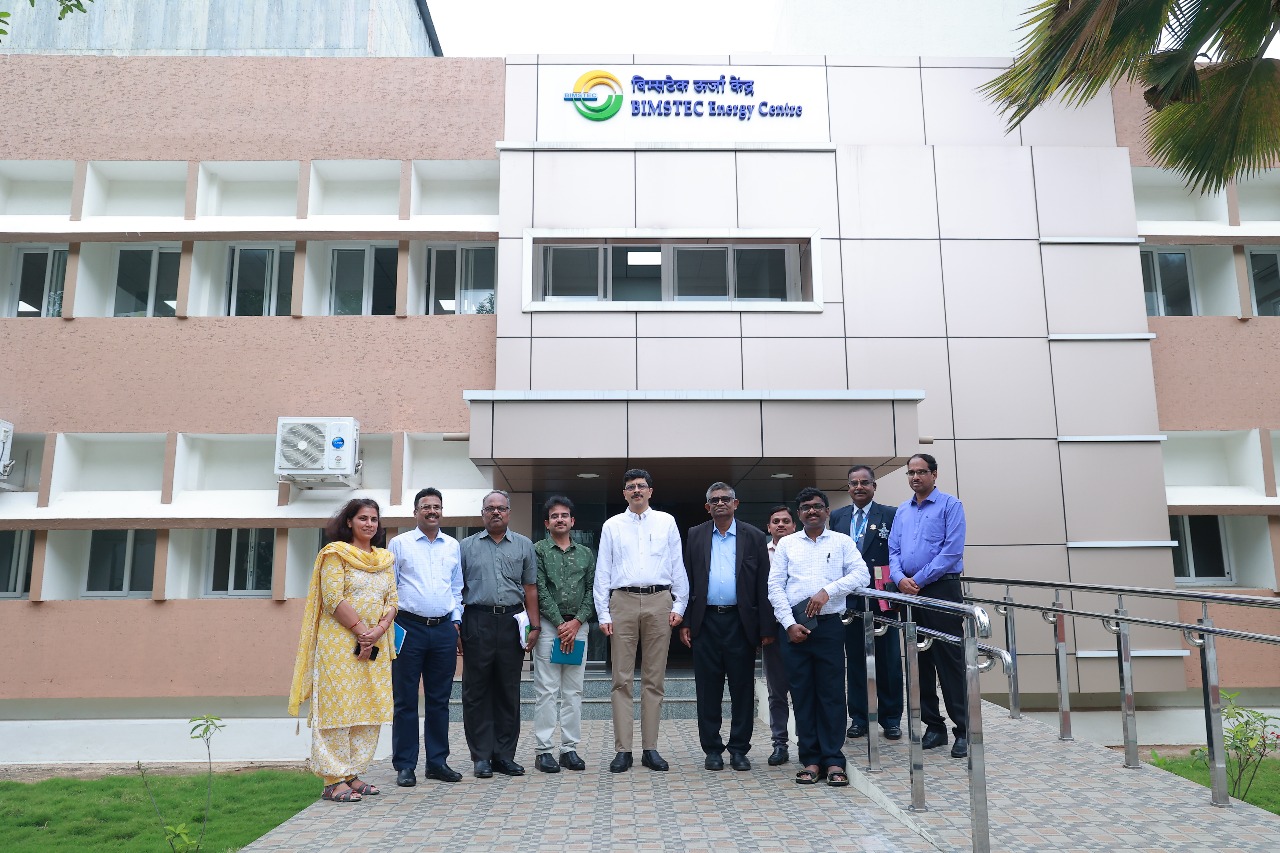 Visit of Shri Pankaj Agarwal, IAS, Sec. (Min. of Power) and Shri Mahabir Prasad, I.R.A.S, JS & Fin. Adviser (Min. of Power) to CPRI, Bengaluru on 22nd May 2025