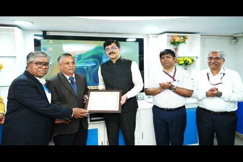 'Certificate of Appreciation' was awarded by the Ministry of Power, Govt. of India, to CPRI recognizing the commendable performance during observance of Swacchta Pakhwada 2025. Shri. Asit Singh, Director General, CPRI and Shri. Suryanarayana K, Joint Director, CED & Nodal Officer, Swacchta Pakhwada 2025, CPRI received the award from the Secretary, Ministry of Power, Govt. of India, at the award function held at the Ministry of Power, New Delhi on 29th September 2025.